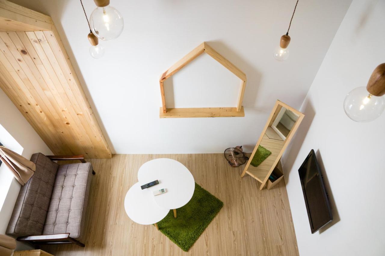 Loft Wo Design Inn Tainan Extérieur photo