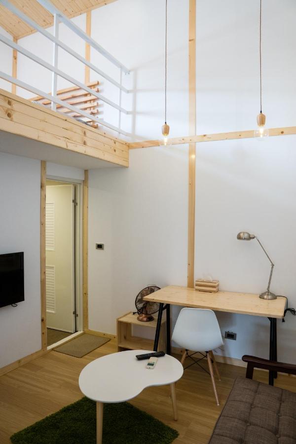 Loft Wo Design Inn Tainan Extérieur photo