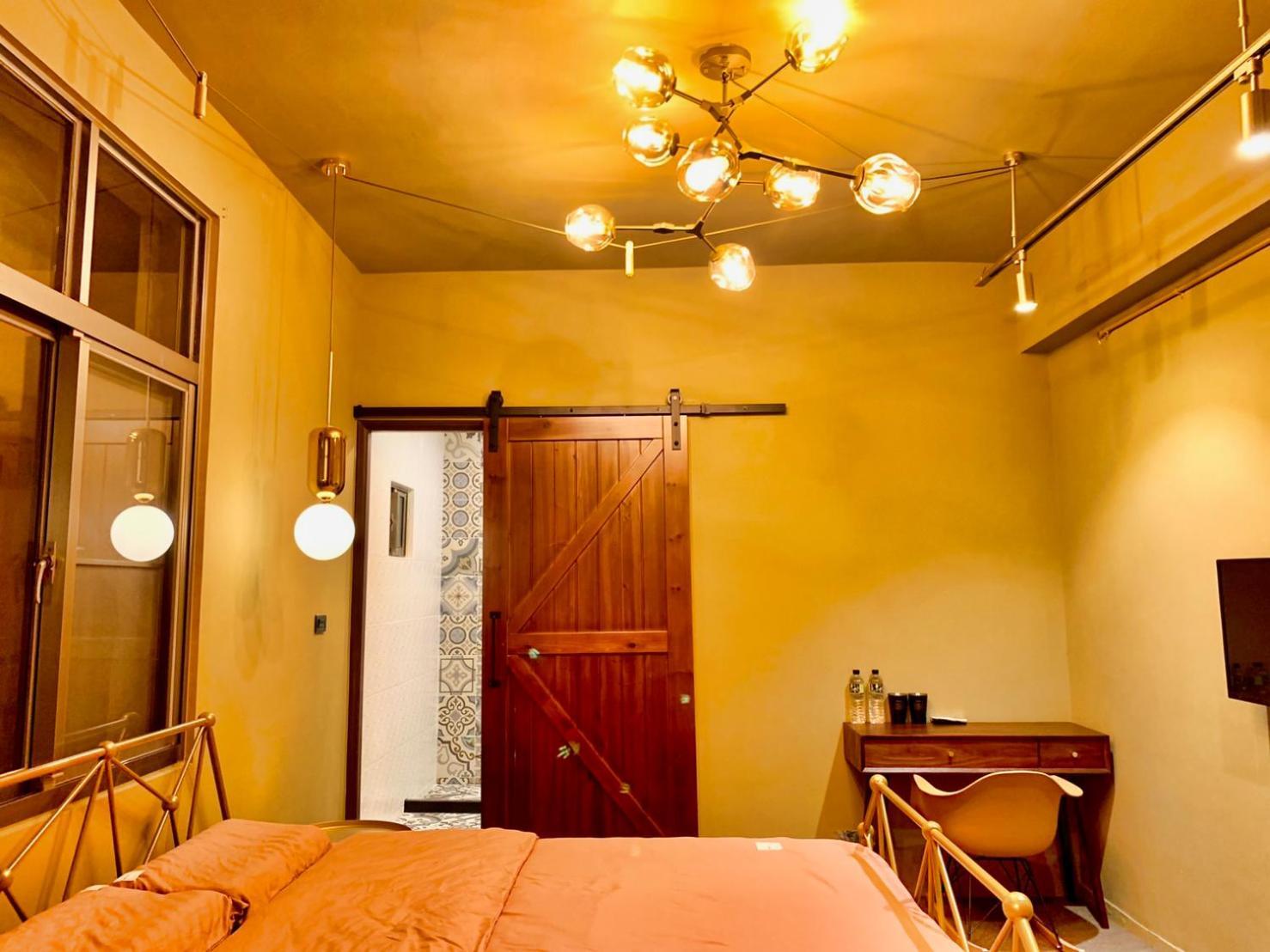 Loft Wo Design Inn Tainan Extérieur photo