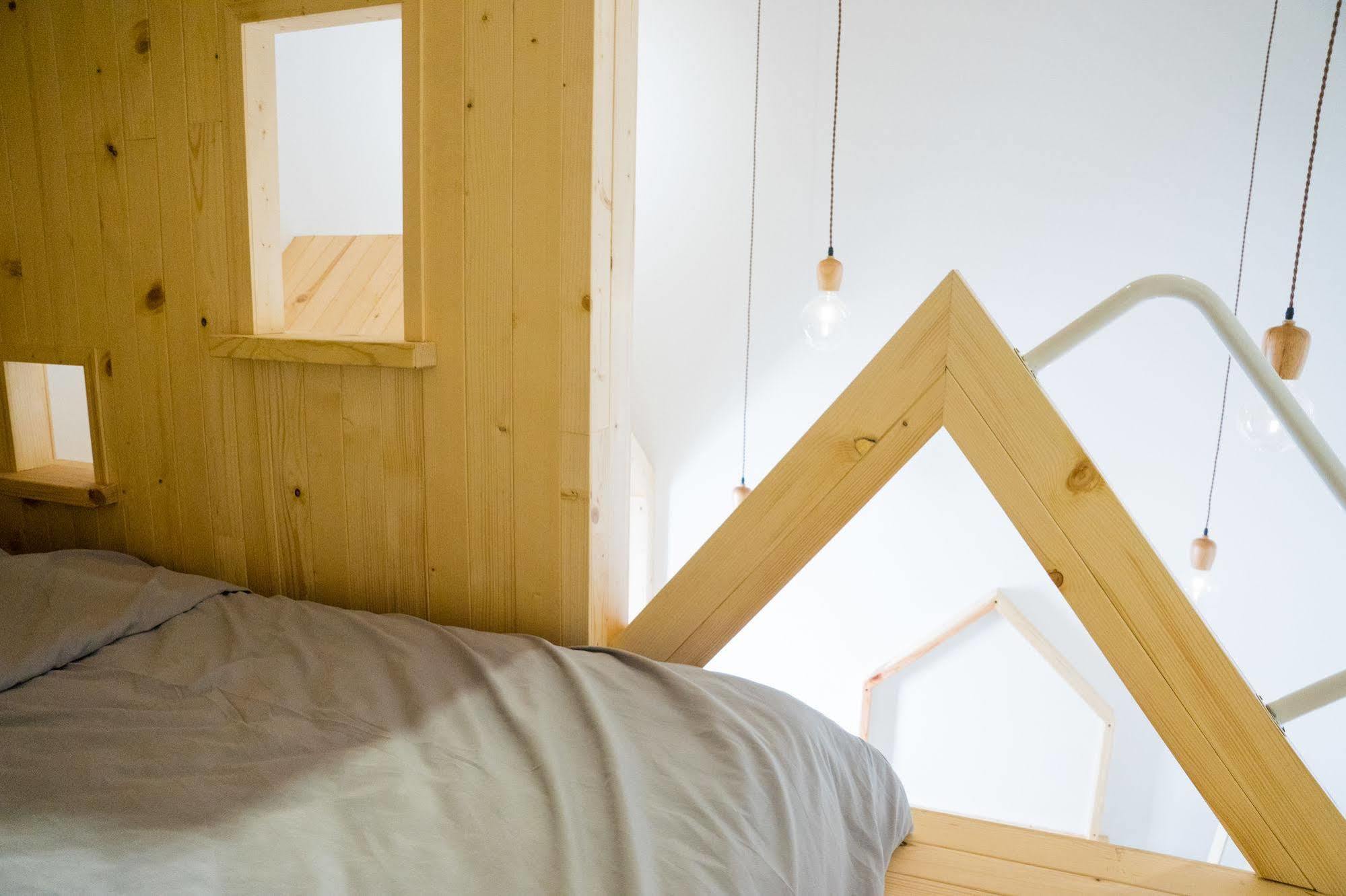 Loft Wo Design Inn Tainan Extérieur photo