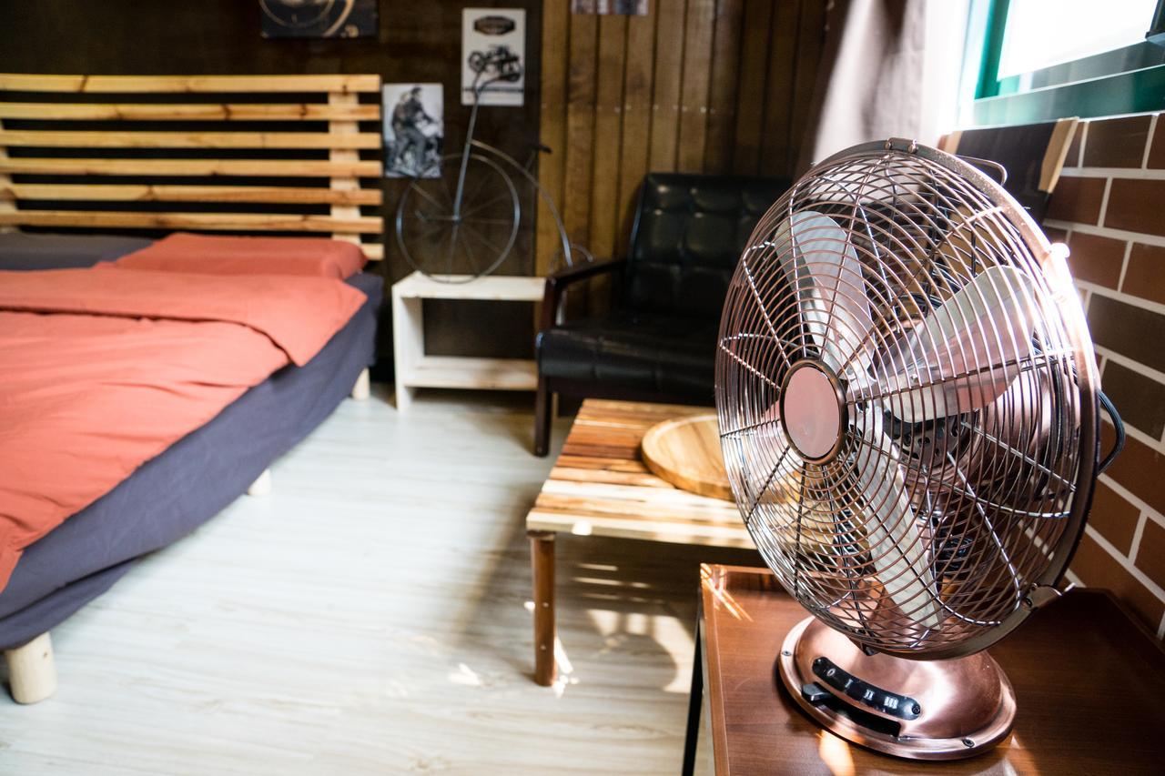 Loft Wo Design Inn Tainan Extérieur photo
